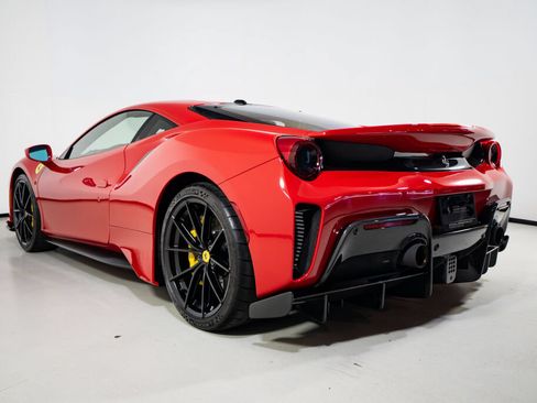 Used 2019 Ferrari 488 Pista Coupe RWD image 7