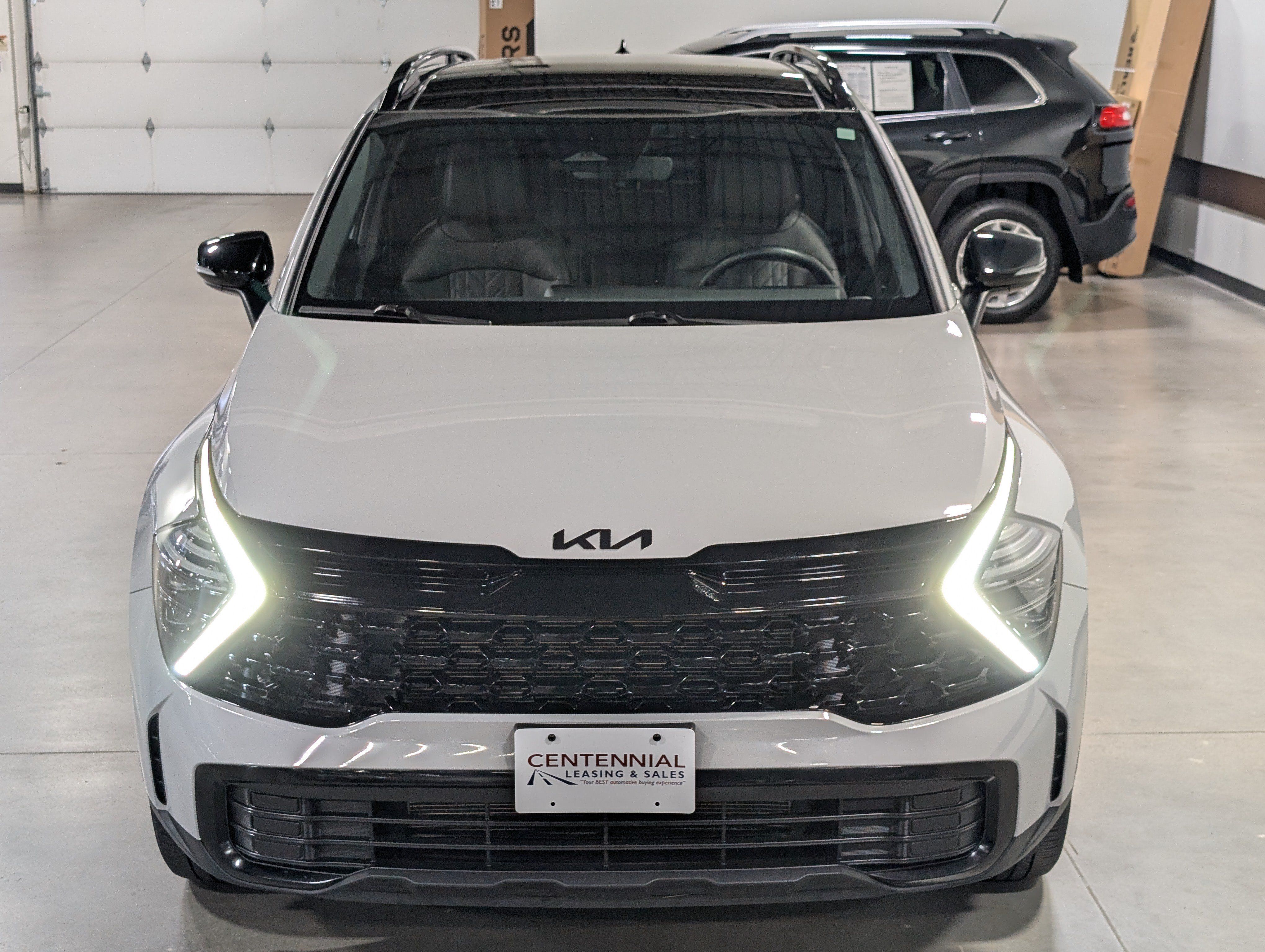 Used 2025 Kia Sportage X-Line w/ Premium Package AWD/4WD image 8