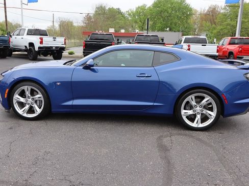 Used 2020 Chevrolet Camaro SS RWD image 24