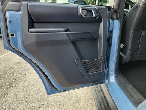 Used 2025 Ford Bronco Outer Banks AWD/4WD image 10