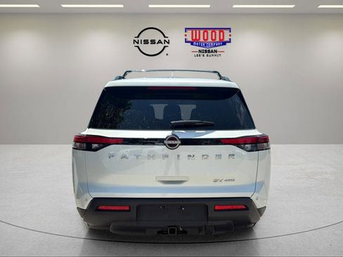Used 2023 Nissan Pathfinder SV w/ SV Premium Package AWD/4WD image 3
