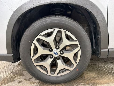 Used 2023 Subaru Forester Premium AWD/4WD image 14