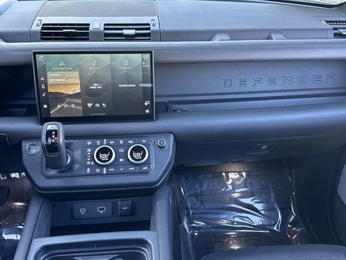 Used 2024 Land Rover Defender 130 Outbound image 29