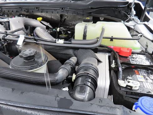 Used 2024 Ford F350 XLT image 22