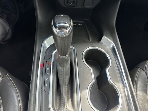 Used 2019 Chevrolet Traverse Premier w/ Redline Edition image 16