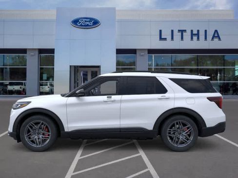 New 2026 Ford Explorer ST RWD image 3