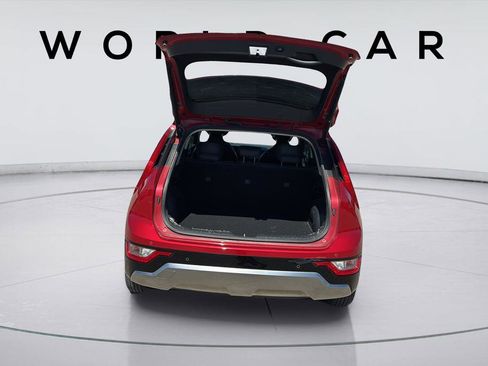 Used 2023 Kia Niro SX w/ Syntex, Navigation, Sunr image 18