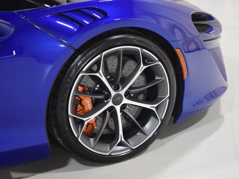 New 2026 McLaren Artura image 16