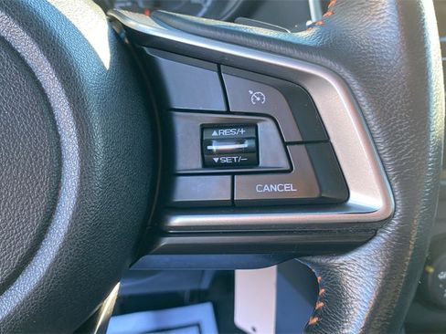 Used 2018 Subaru Crosstrek 2.0i Premium w/ Moonroof Package image 27