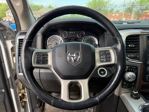 Used 2017 RAM 1500 Laramie w/ Convenience Group image 15