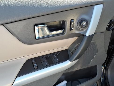 Used 2014 Ford Edge SE w/ Equipment Group 101A AWD/4WD image 4
