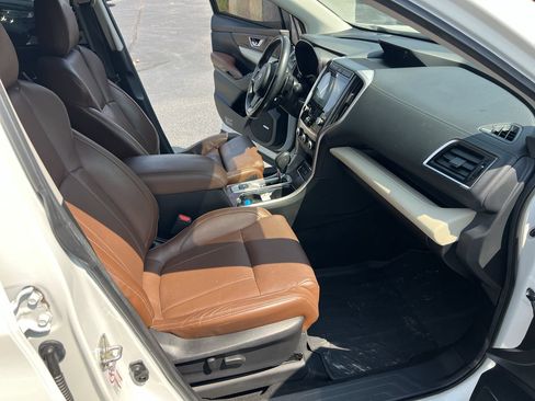 Used 2019 Subaru Ascent Touring w/ Popular Package #3 AWD/4WD image 35