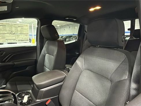 New 2026 Chevrolet Colorado W/T w/ WT Custom Package image 11