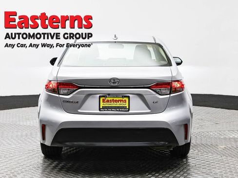 Used 2023 Toyota Corolla LE FWD image 6