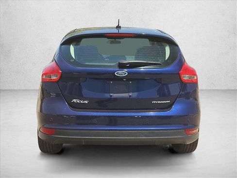 Used 2016 Ford Focus Titanium FWD image 7