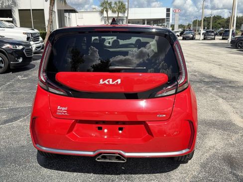 Certified 2025 Kia Soul GT-Line w/ GT-Line Technology Package FWD image 6