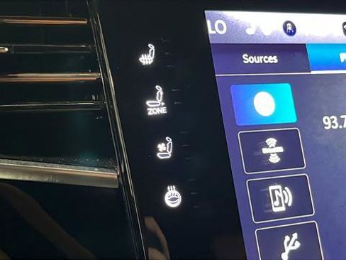 Used 2024 Jeep Grand Wagoneer Series III w/ Rear Seat Video Group 1 image 32