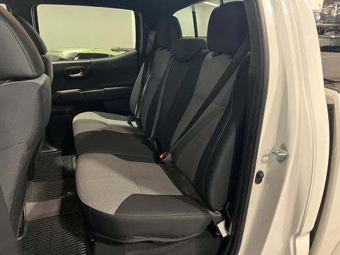 Used 2023 Toyota Tacoma TRD Sport image 25