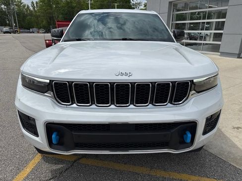Used 2022 Jeep Grand Cherokee Overland AWD/4WD image 13