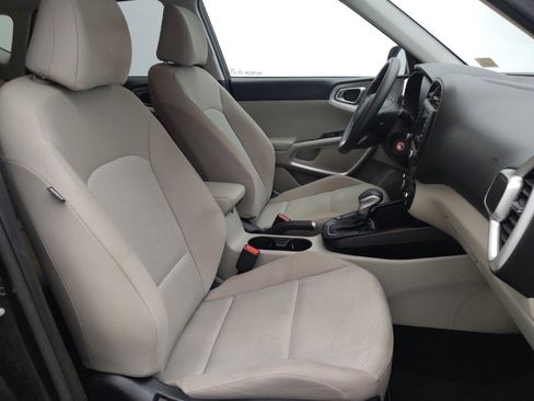 Used 2022 Kia Soul LX FWD image 21