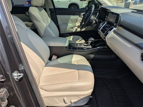 Used 2022 Kia Sorento SX image 33