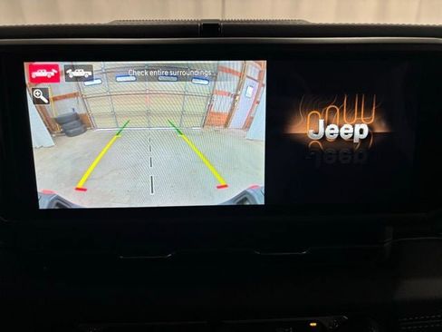 New 2026 Jeep Gladiator Rubicon AWD/4WD image 17