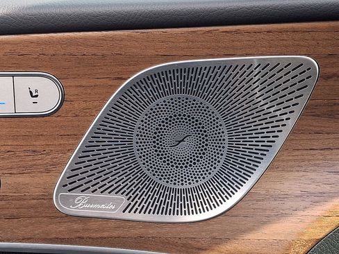 Used 2024 Mercedes-Benz GLS 450 4MATIC image 26