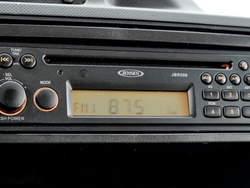 Used 2014 Ford E-350 and Econoline 350 Super Duty image 26