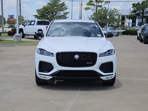 Used 2025 Jaguar F-PACE R-Dynamic S AWD/4WD image 2