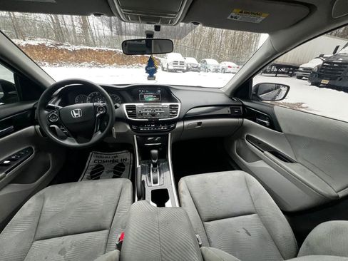 Used 2017 Honda Accord LX image 14
