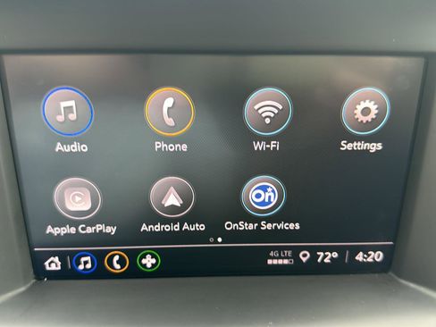 Used 2024 GMC Terrain SLE image 17