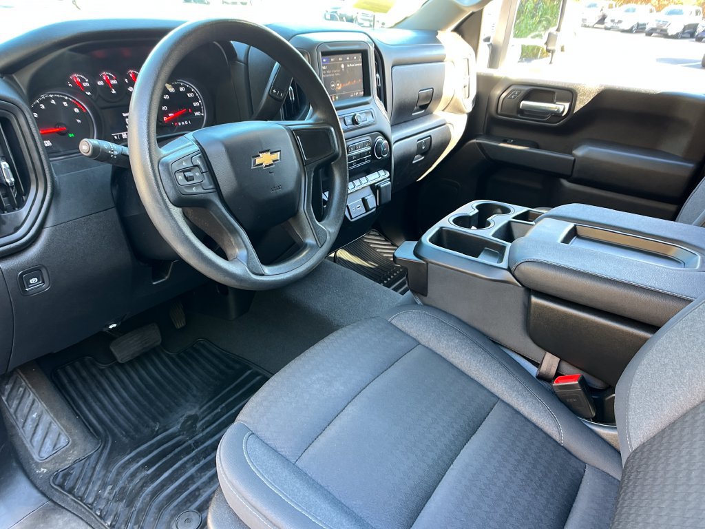 Used 2024 Chevrolet Silverado 2500 Custom w/ Custom Value Package AWD/4WD image 10