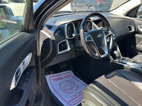 Used 2017 Chevrolet Equinox Premier w/ Enhanced Convenience Package FWD image 9