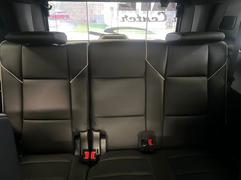 Used 2023 Cadillac Escalade Premium Luxury w/ LPO, Radiant Package image 49