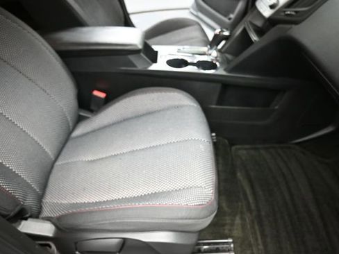 Used 2017 Chevrolet Equinox LT w/ Convenience Package image 27