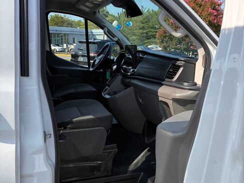 Used 2024 Ford Transit 350 XLT RWD image 25