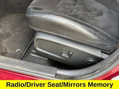 Used 2022 Dodge Charger GT w/ Plus Group AWD/4WD image 17