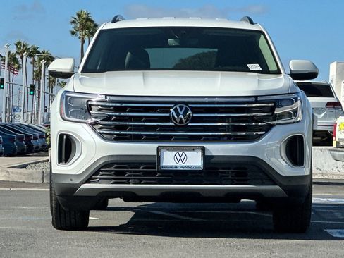 New 2026 Volkswagen Atlas SE FWD image 3
