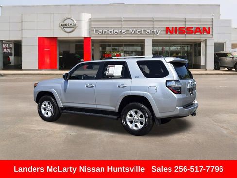 Used 2024 Toyota 4Runner SR5 AWD/4WD image 6