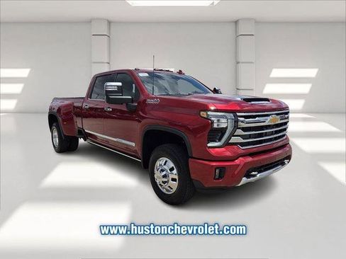 New 2026 Chevrolet Silverado 3500 High Country w/ High Country Premium Package AWD/4WD image 7