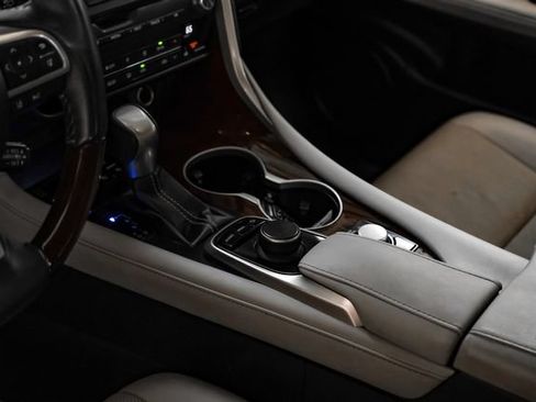 Used 2019 Lexus RX 350 FWD w/ Premium Package image 25