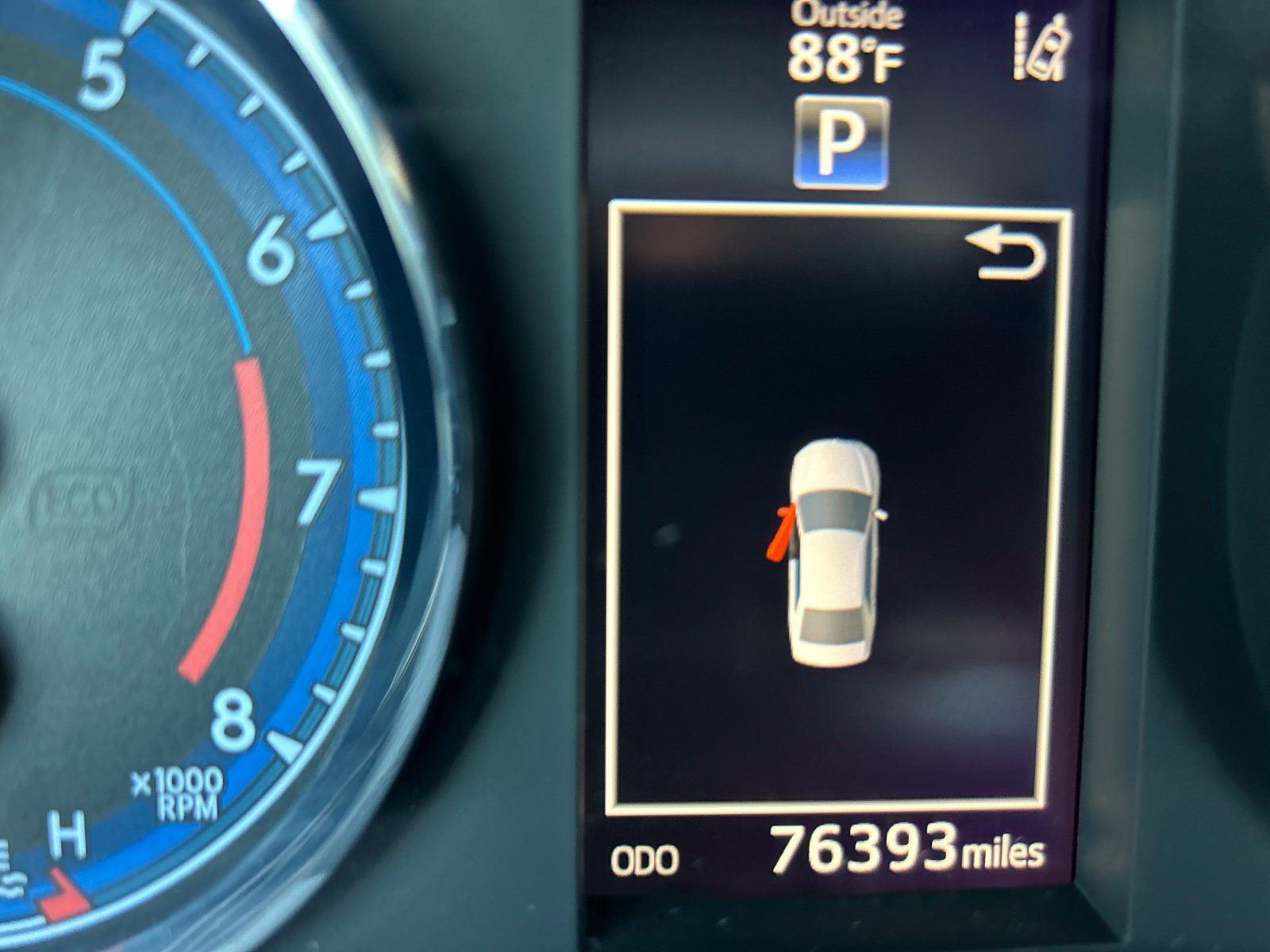 Used 2017 Toyota Corolla SE FWD image 8