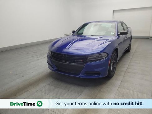 Used 2020 Dodge Charger SXT w/ Blacktop Package RWD image 1