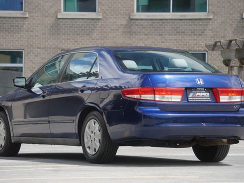 Used 2004 Honda Accord LX image 8