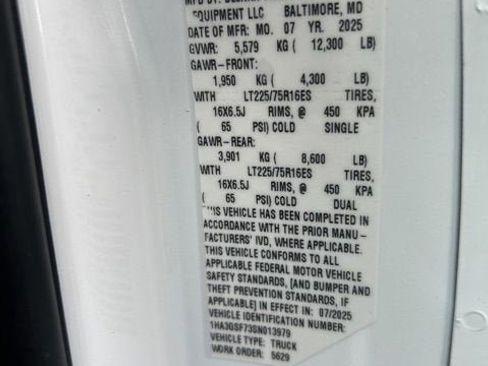 New 2025 Chevrolet Express 3500 w/ Power Convenience Package image 36