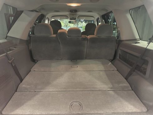 Used 2004 Ford Explorer XLT image 24