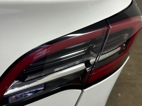 Used 2023 Tesla Model 3 Standard Range RWD image 31