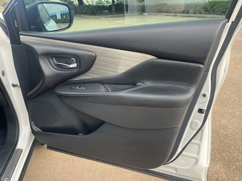 Used 2018 Nissan Murano SL w/ Midnight Edition Package image 19