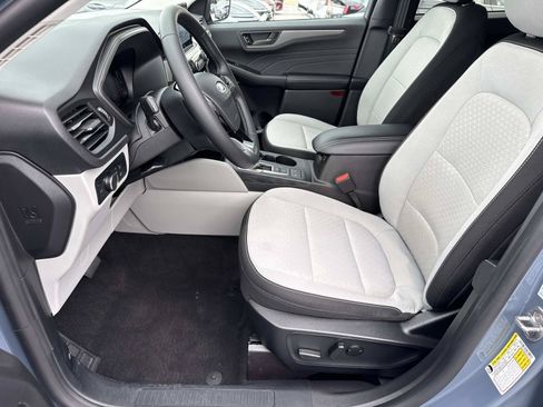Used 2024 Ford Escape Active w/ Cold Weather Package FWD image 25