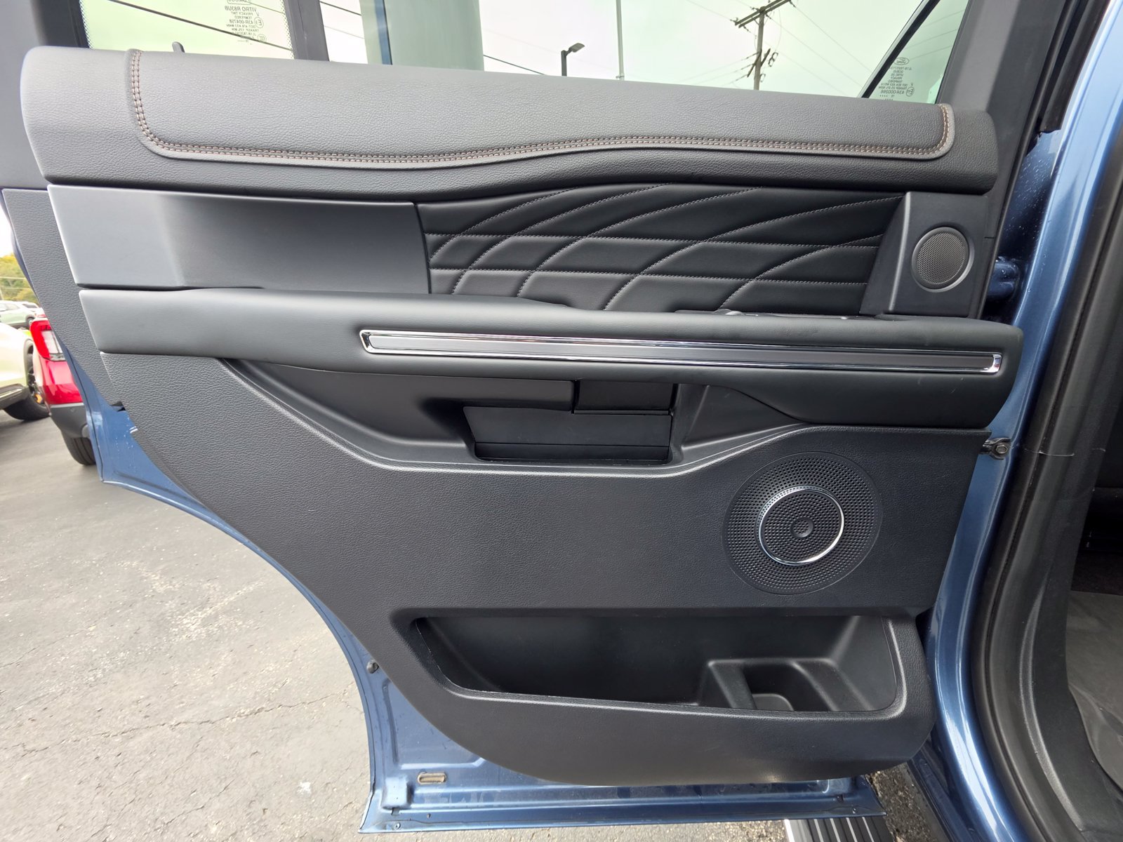 Used 2019 Ford Expedition Platinum AWD/4WD image 22